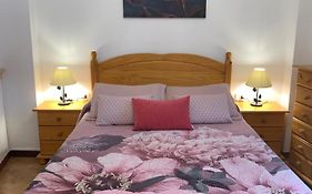 Junto a la Catedral, con parking privado gratis